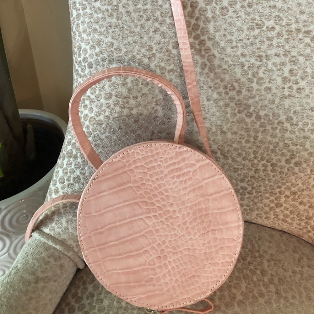 ‼️ SALE Grab Handle Round Croc Cross Body Bag 💅🏽 - Picture 4 of 6